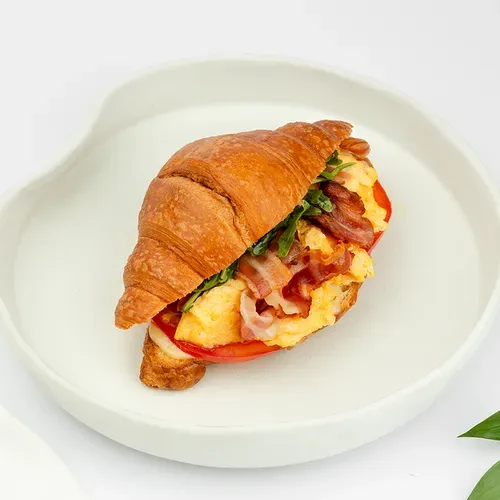 Croissant Sincer cu bacon
