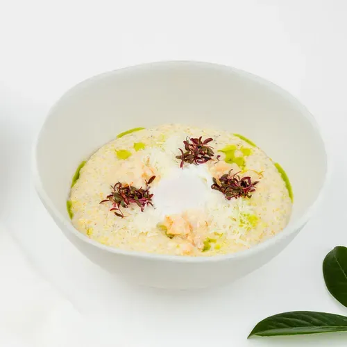 Terci de mei cu trufe, creveți și ou poșat